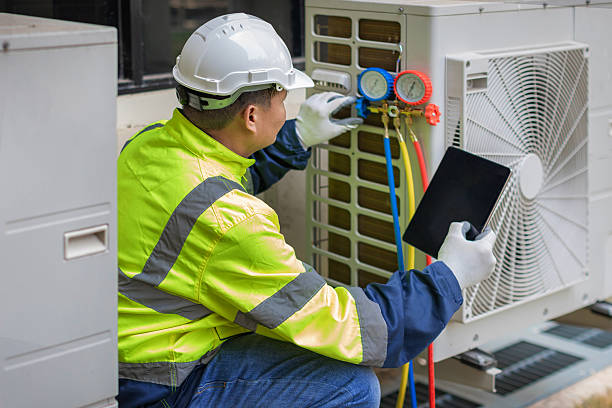 Professional Hvac technician working in Mathis, TX